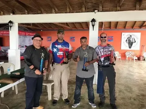 Ganadores de competencia de tiro